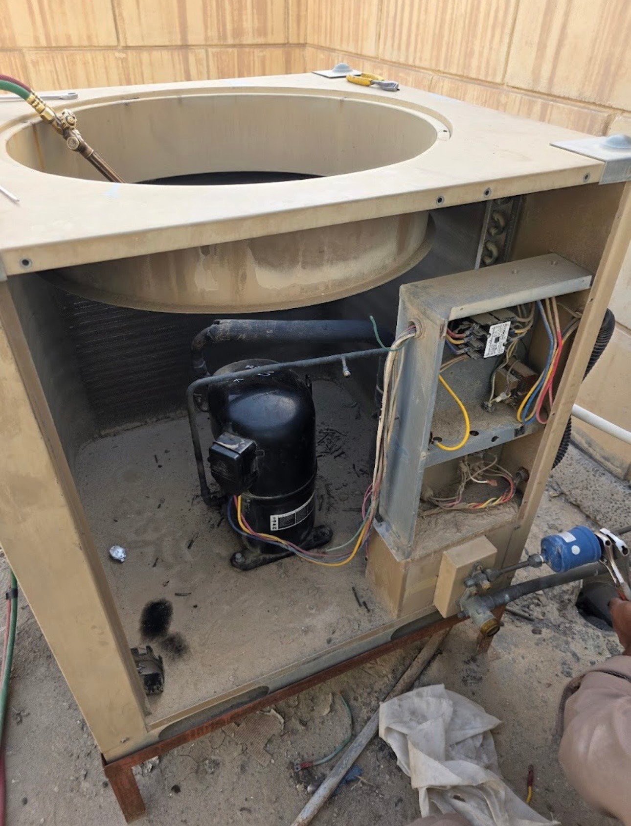 AC repair at customer home